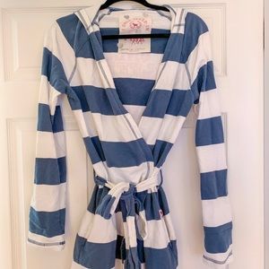 Victoria Secret Pink robe